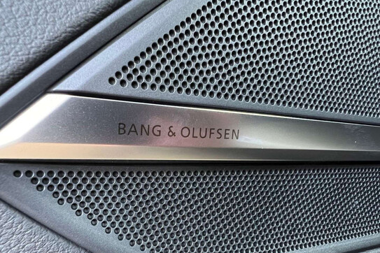 Audi A8 L 60 TFSI e quattro