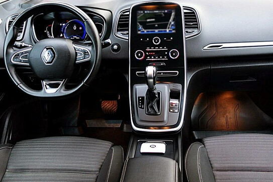 Renault Scenic Gr. 1.3 TCe EDC