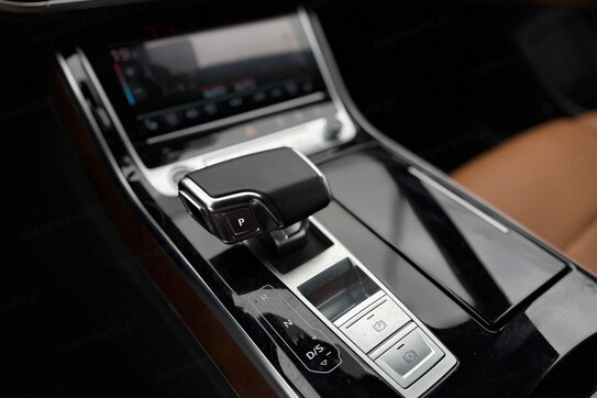 Audi A8 50 TDI quattro S Line