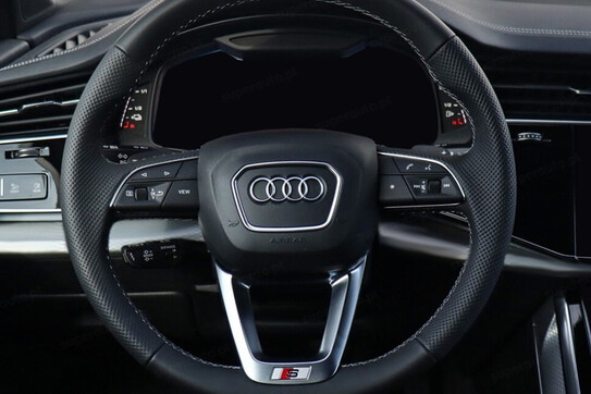 Audi Q8 55 TFSI e quattro