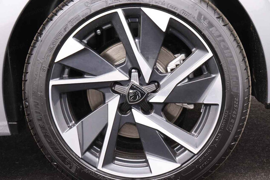 Peugeot 308 Allure EAT8 1.6 Hybrid PHEV