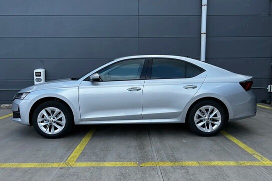 Skoda Octavia Selection 1.5 TSI mHEV DSG