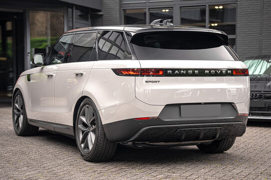 Land Rover Range Rover Sport D250 SE