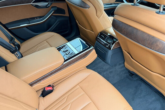 Audi A8 50 TDI quattro S Line