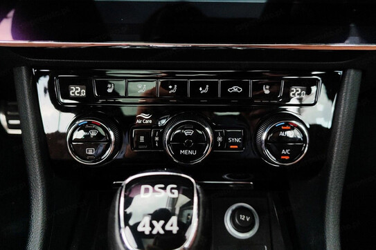 Skoda Superb 2.0 TDI SCR 4x4 L&K DSG