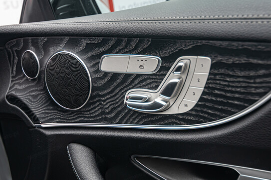 Mercedes E Klasa E 300 Coupe 2.0 9G-TRONIC