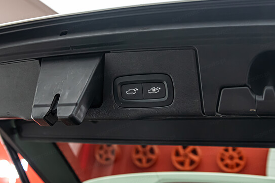 Volvo XC60 2.0