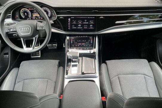 Audi Q8 55 TFSI e PHEV quattro Tiptronic