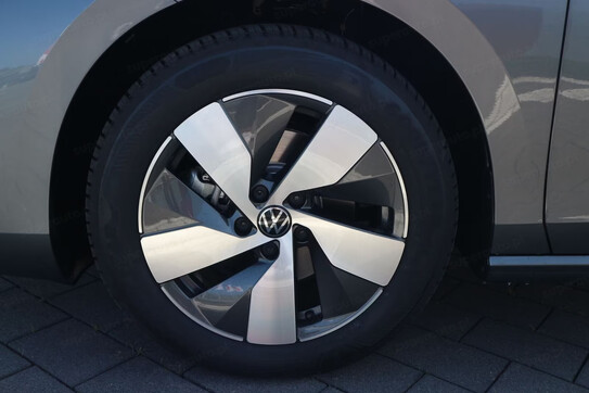 Volkswagen Passat Business Plus 1.5 TSI eHybrid DSG