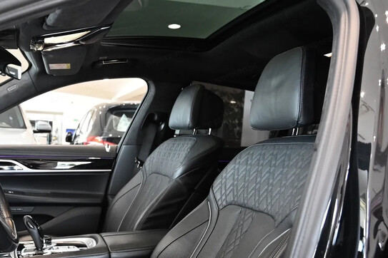 BMW Seria 7 740d xDrive