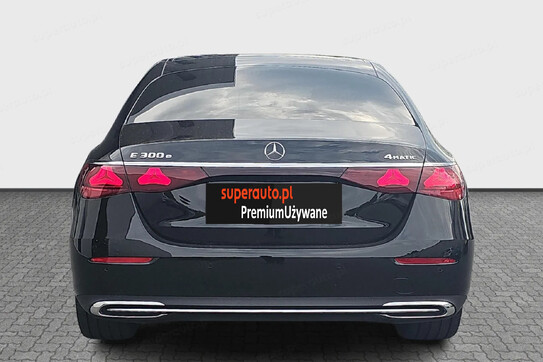 Mercedes E Klasa 300e  4-Matic AMG 9G-Tronic