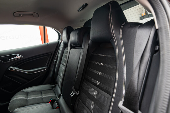 Mercedes GLA 200 7G-DCT