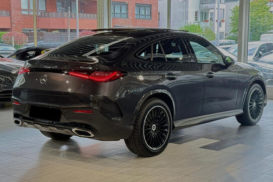 Mercedes GLC Coupe 300  4-Matic AMG Line
