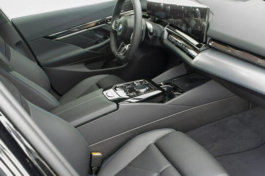 BMW Seria 5 520d M Sport