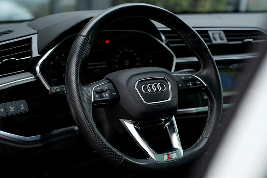 Audi Q3 35 TFSI S line S tronic