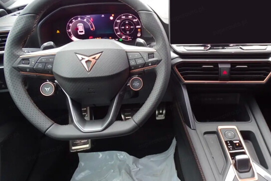 Cupra Leon Sportstourer 1.5 eTSI mHEV DSG