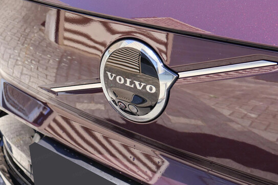Volvo EX90 Twin Performance AWD Ultra 7 os