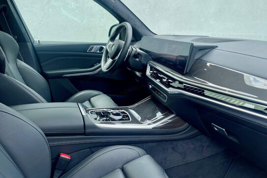 BMW X7 M60i xDrive