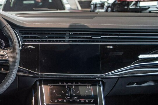 Audi Q7 55 TFSI e quattro S Line