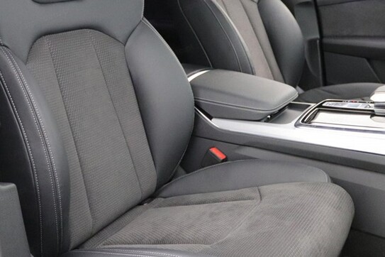 Audi Q7 50 TDI quattro S Line