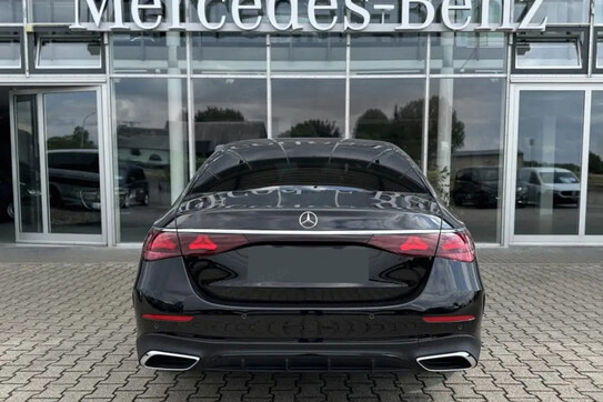 Mercedes E Klasa 220 d 4-Matic AMG