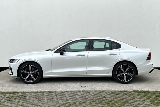 Volvo S60 B5 B AWD Ultimate Dark