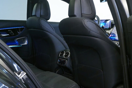 Mercedes Klasa C 220 d T 4MATIC AMG Line