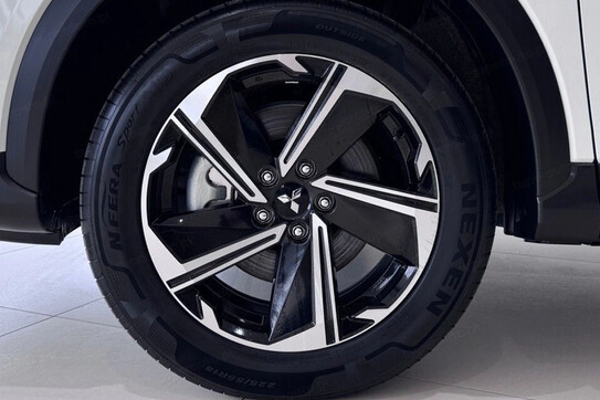 Mitsubishi Eclipse Cross 2.4 PHEV Intense 4x4