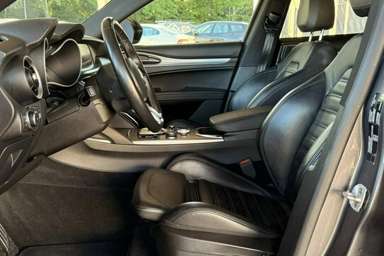 Alfa Romeo Stelvio Veloce Q4