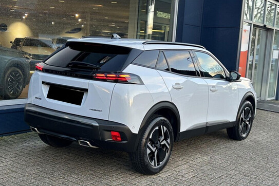 Peugeot 2008 Allure e-DCS 1.2 mHEV