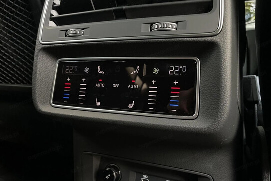 Audi Q7 50 TDI quattro S Line
