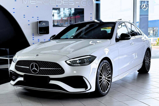 Mercedes Klasa C 200 4-Matic AMG