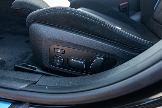 BMW Seria 3 Touring 330i xDrive M Sport