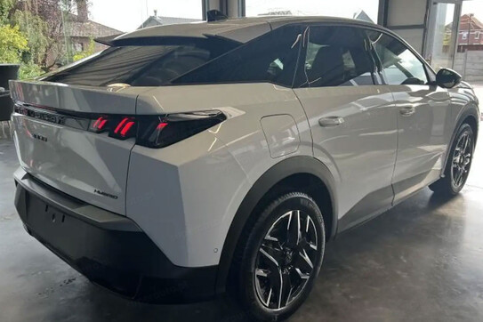 Peugeot 3008 Allure e-DCS 1.2 mHEV