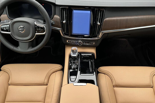 Volvo V90 T6 AWD Plug-In Hybrid Plus Dark