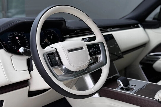 Land Rover Range Rover D350 HSE