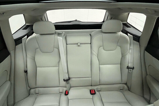 Volvo XC60 T6 Plug-In Hybrid AWD Plus Dark