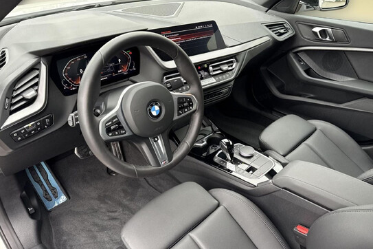BMW Seria 2 220i xDrive M Sport aut