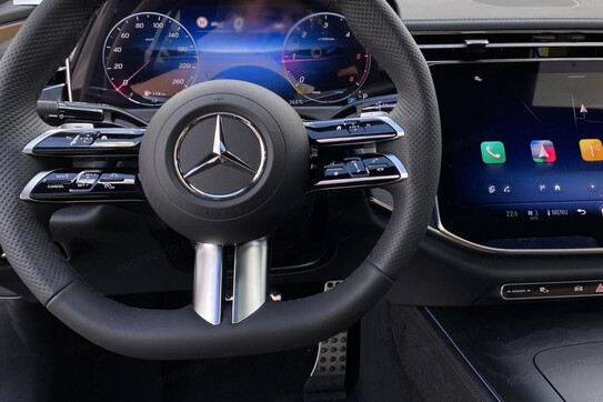 Mercedes E Klasa 220 d  4-Matic AMG