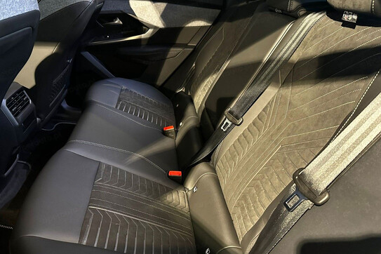 Peugeot 3008 GT e-DCS6 1.2 mHEV