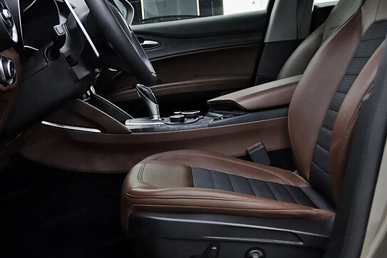 Alfa Romeo Stelvio 2.0 Turbo B-Tech Edition Q4 aut