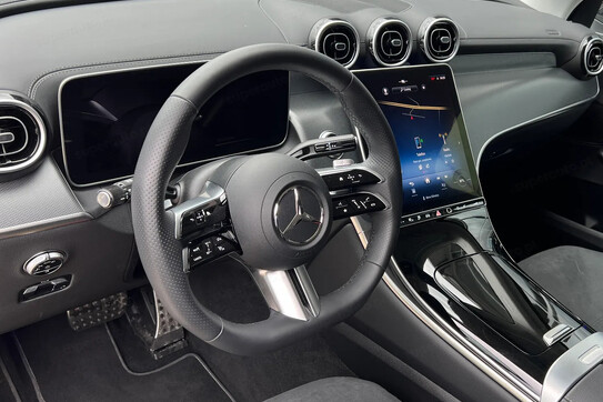Mercedes GLC 300 e 4MATIC AMG Line