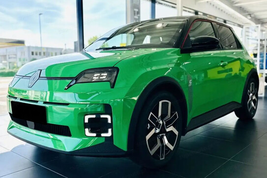 Renault 5 Urban Range Techno