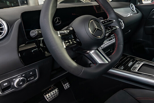 Mercedes GLA 200  AMG Line