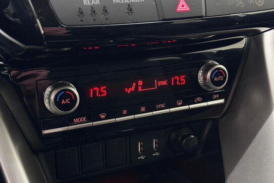Mitsubishi Eclipse Cross 2.4 PHEV Intense 4x4