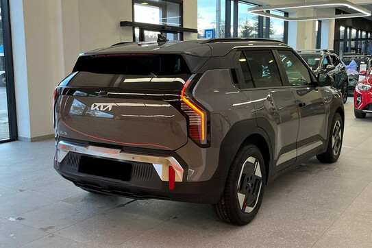 Kia EV3 81.4kWh Earth