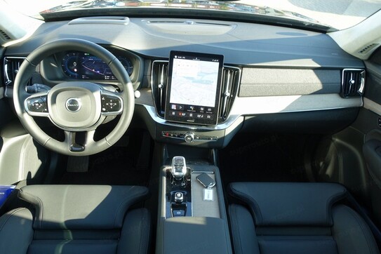 Volvo XC90 T8 AWD Plug-In Hybrid Plus Bright 7os
