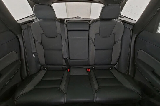 Volvo XC60 T6 AWD Plug-In Hybrid R-Design aut