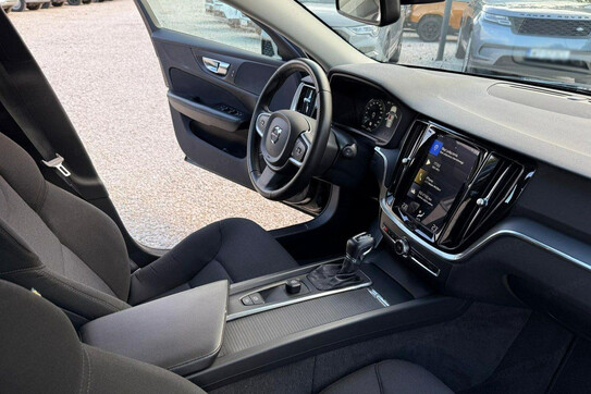 Volvo V60 T4 Momentum aut