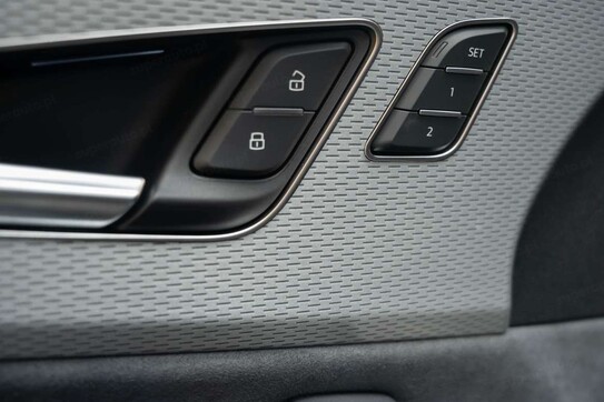 Audi Q7 60 TFSI e quattro S Line